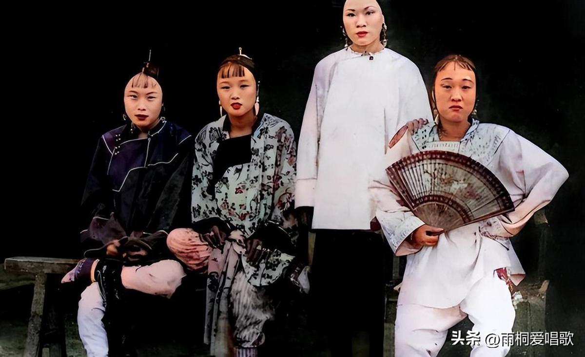 女明星光脚，时尚还是失态的界限？