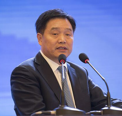 朱共山最新动态揭秘，自然美景探索之旅启程
